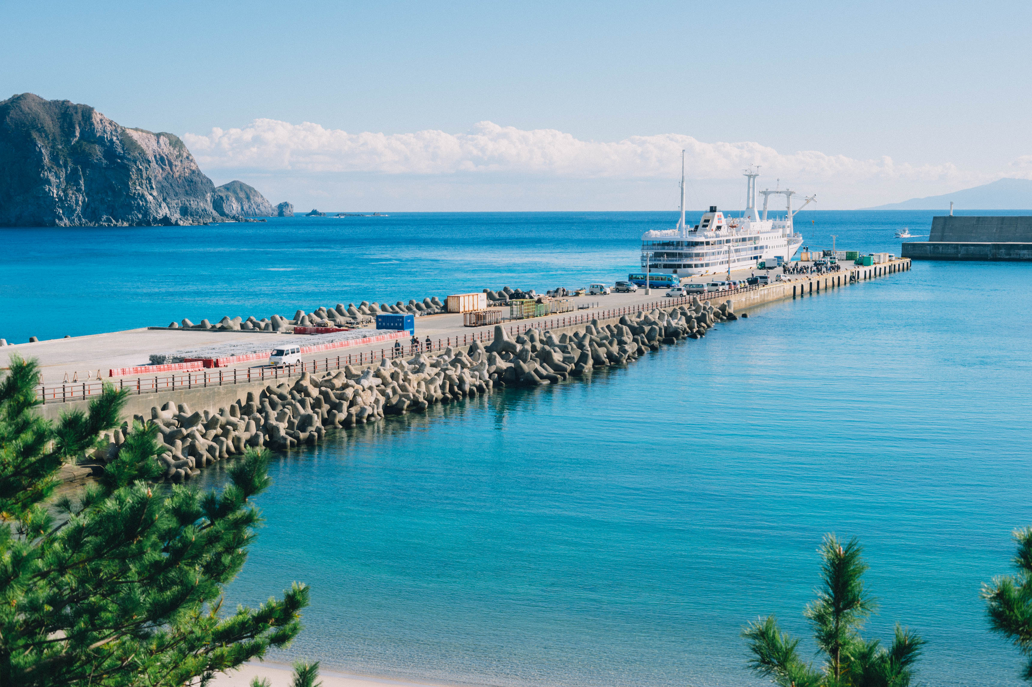 ふりだしに戻って風を感じれば、透明な海。ー神津島編ー【市町村一周の旅】