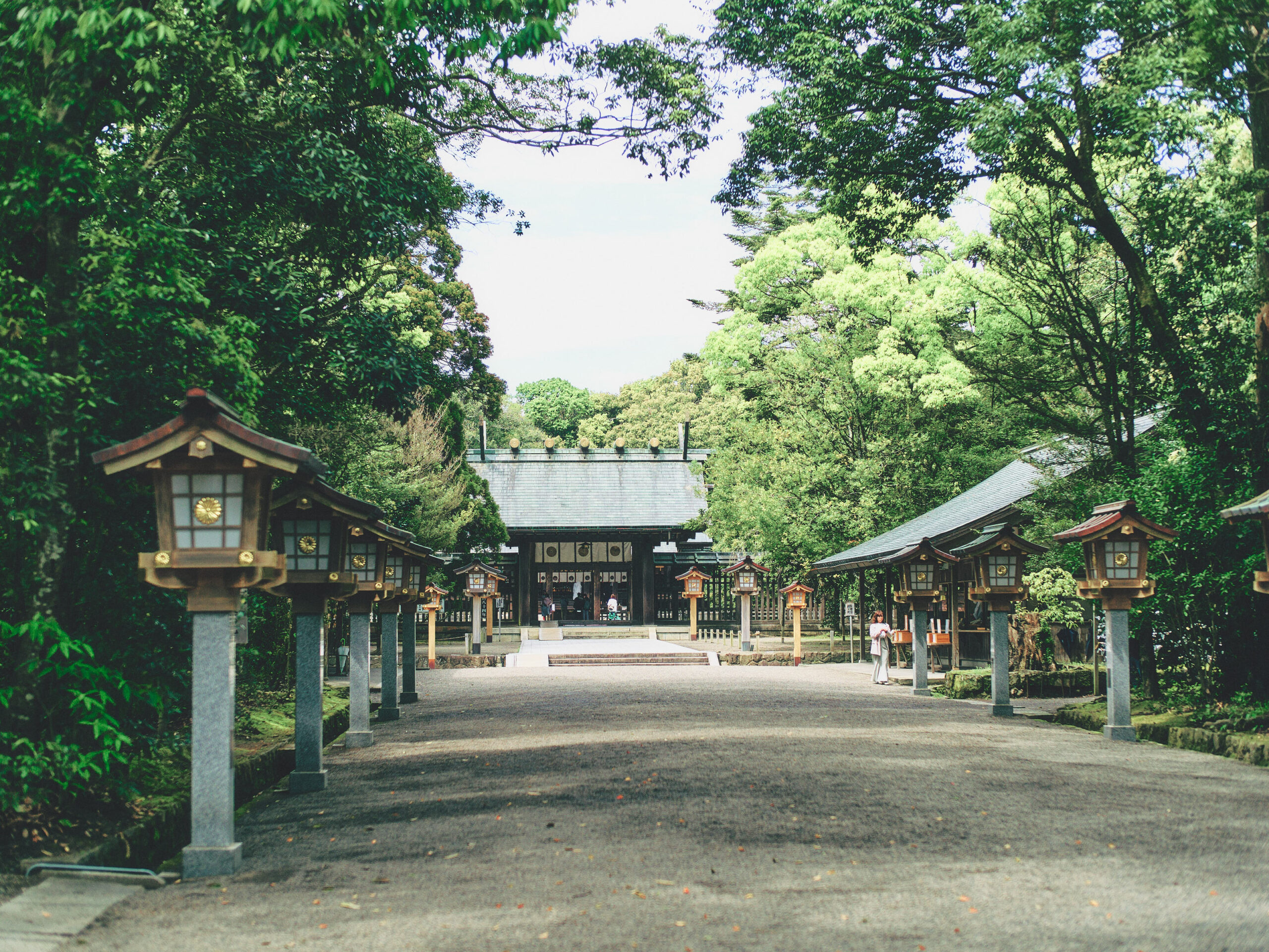 宮崎市の最後は、宮崎神宮へ。青島神社にも行きたかったけれど、まだ、宮崎神宮には行ったことがなかったので。