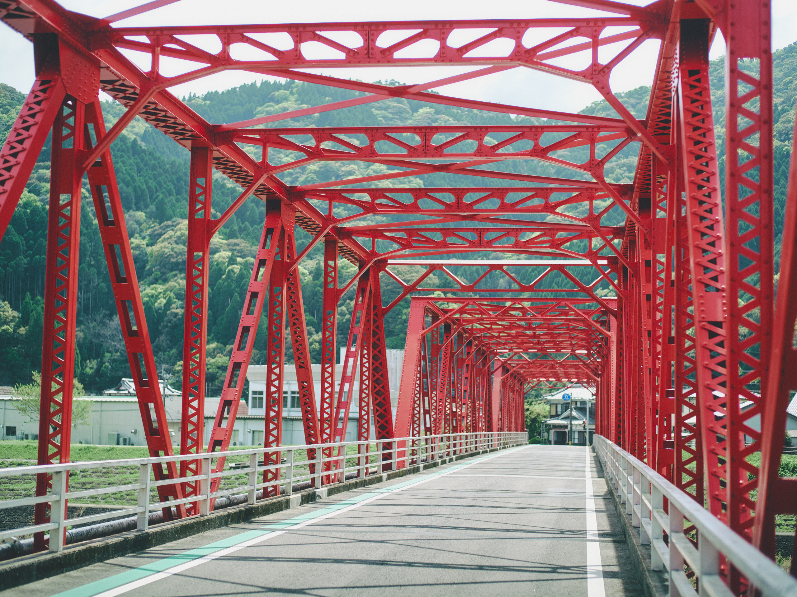 赤い橋だ。