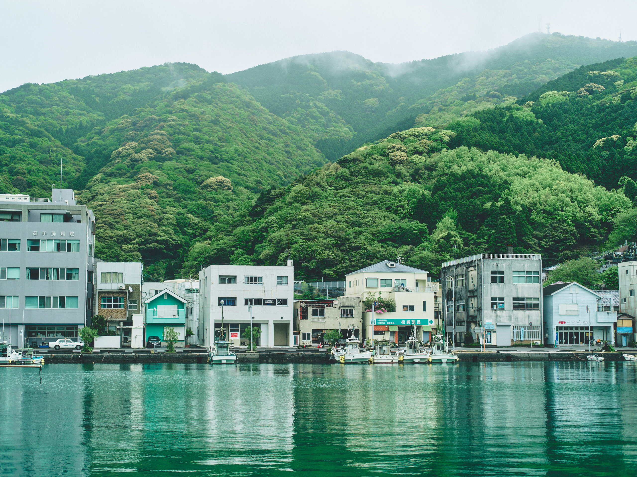 舞台は大分県へ。佐伯市の海岸線を進もう。【旧市町村一周の旅（宮崎県・大分県｜4月16日―376日目）】