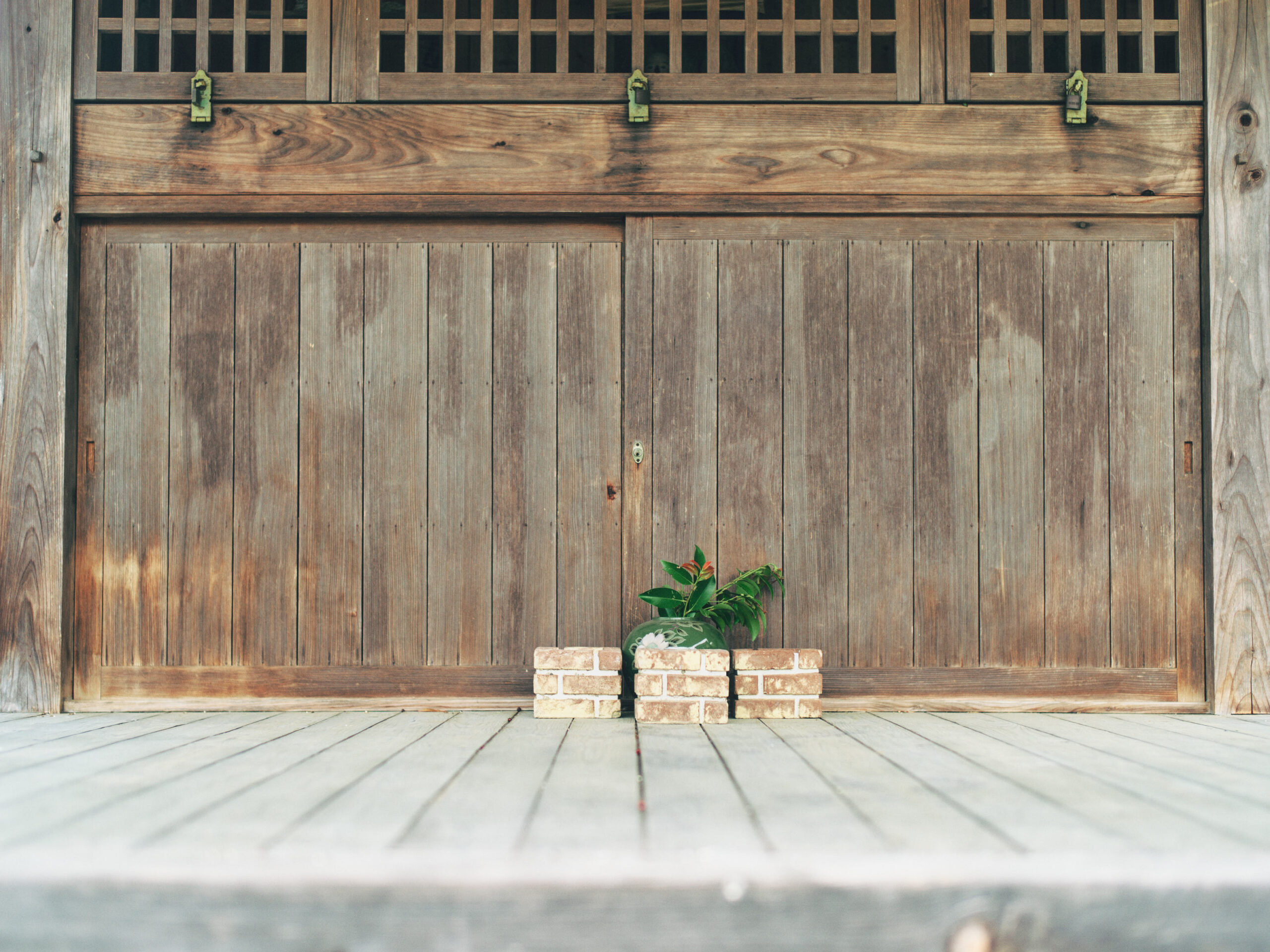 小さな神社。