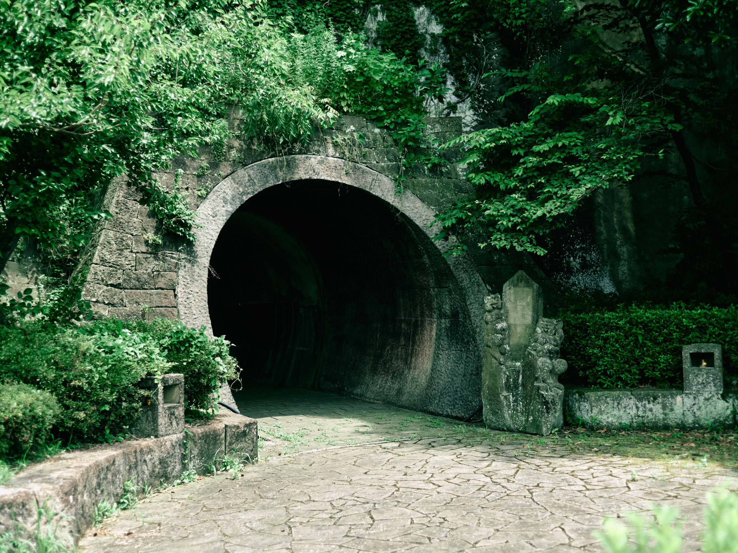 トンネルを抜けて。