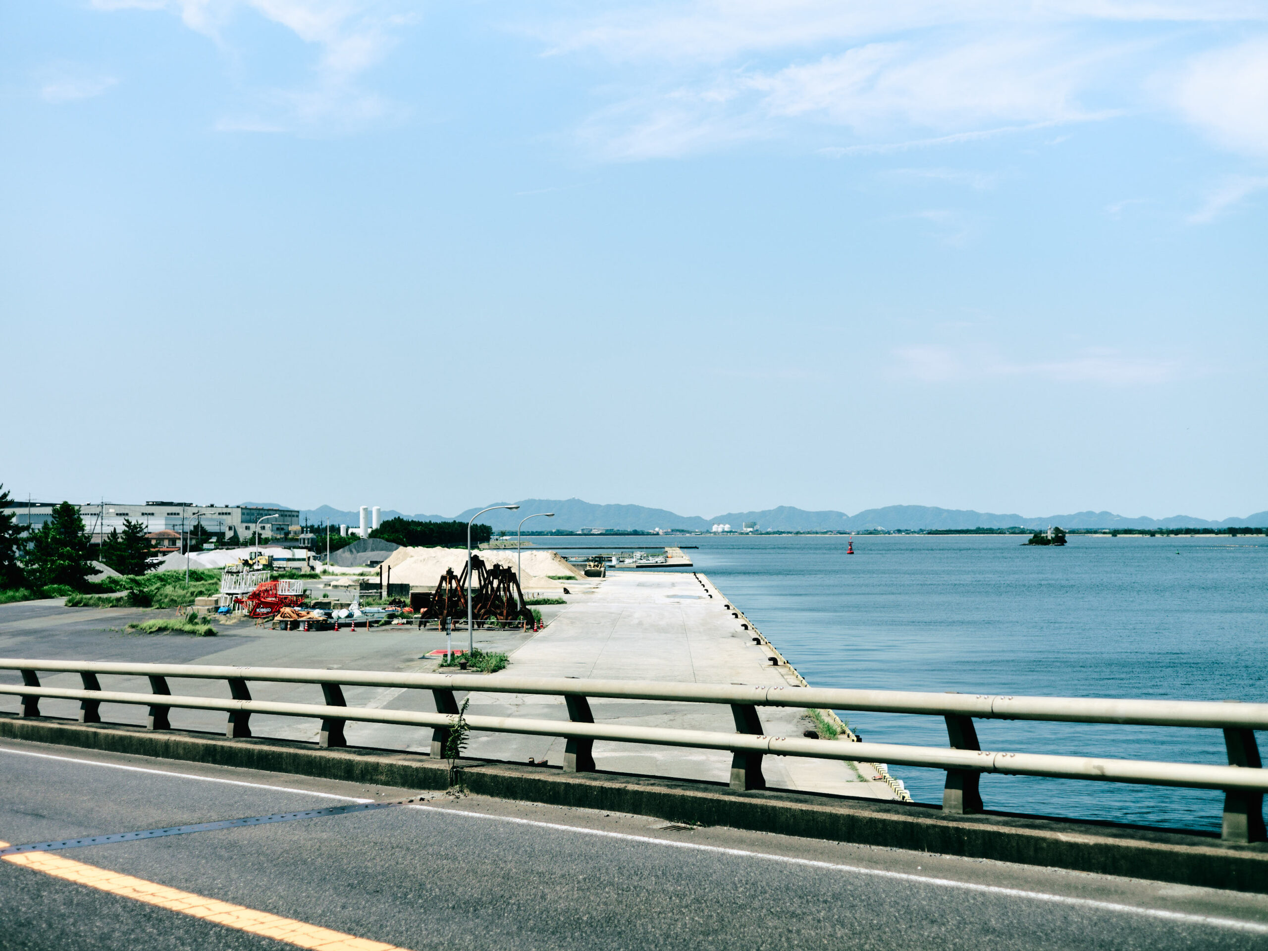 海ではなく、汽水湖の中海。