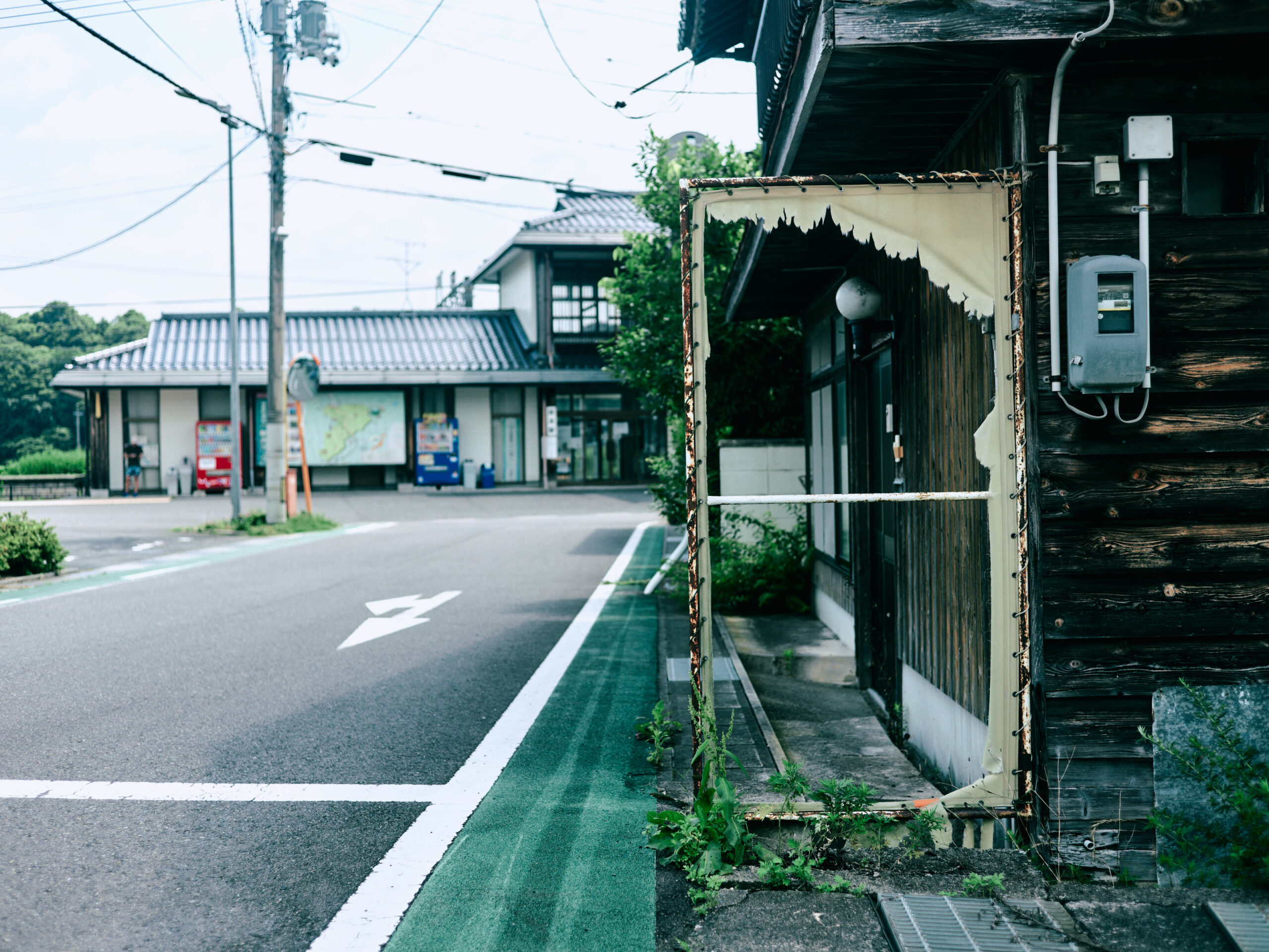 駅へ向かって歩く。