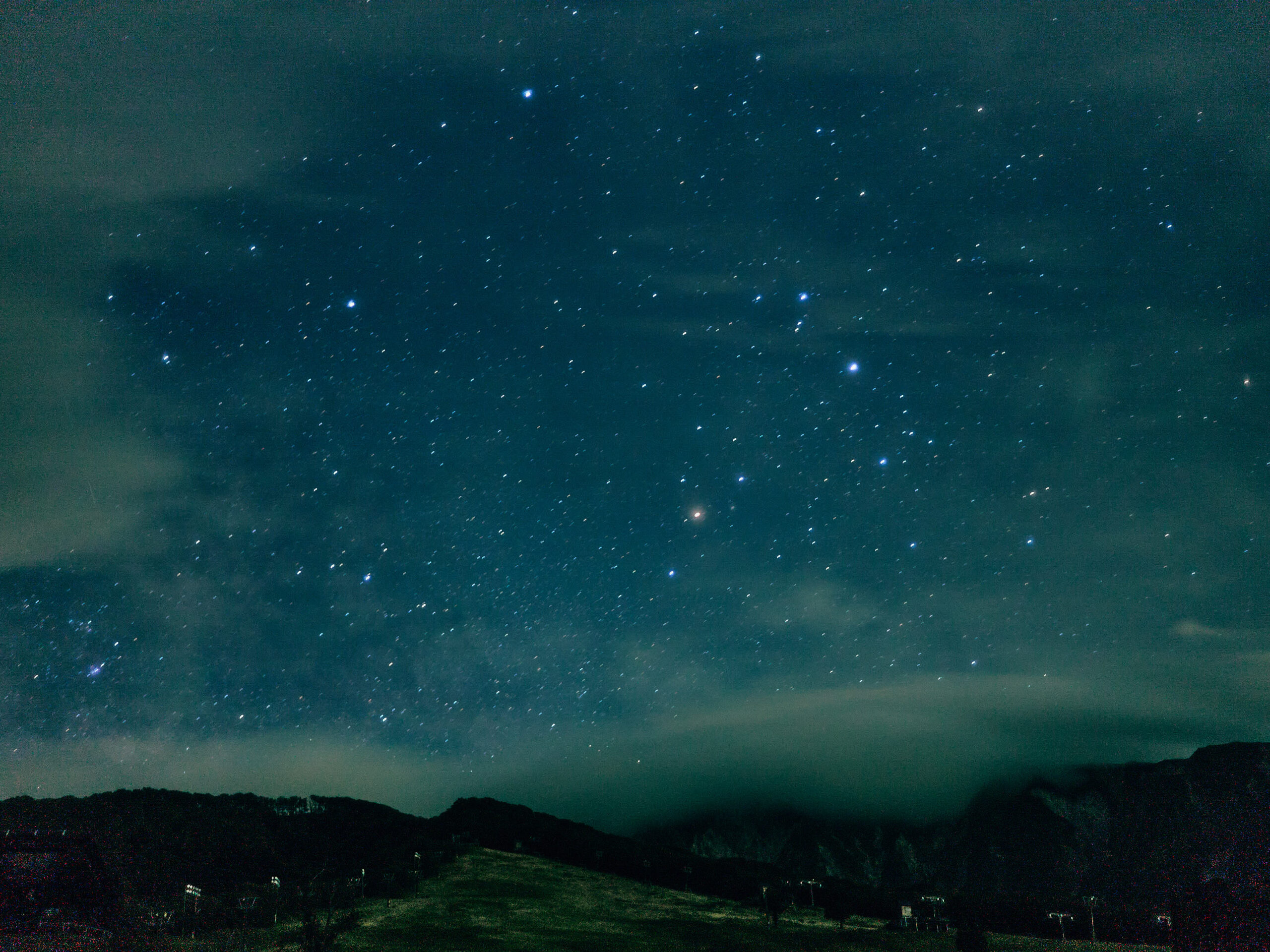 ヒメボタルの写真はないけれど、大山で星空も見た。